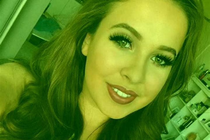 Aria, 37, a brunette blue-eyed mixed companion based in Blakeview. Offering Overnight, Fetish, Striptease, Dinner Date. Available for incall and outcall, day...