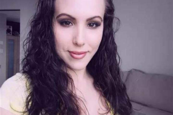 Aria, 37, a brunette grey-eyed mixed companion based in Pont-de-Larn. Offering Dinner Date, Duos. Available for incall and outcall, overnight bookings availa...