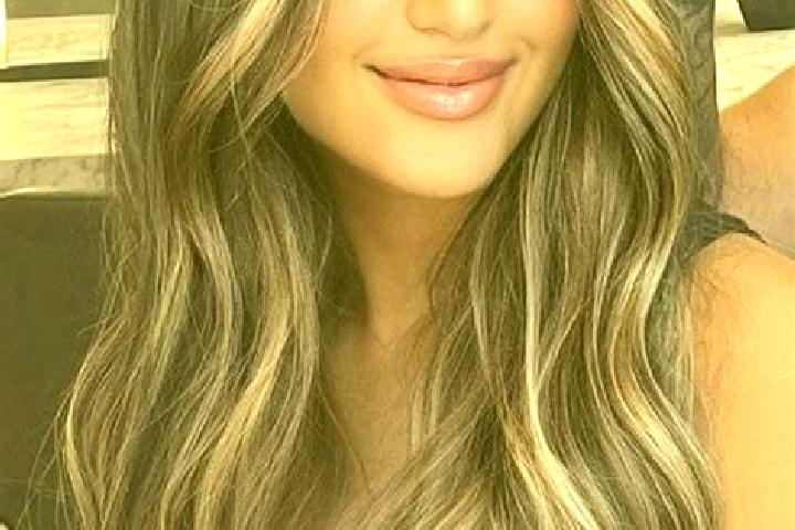 Aria, 37, a dark blonde brown-eyed middle eastern companion based in Arles. Offering Couples, Girlfriend Experience, Deep French Kissing. Available for incal...