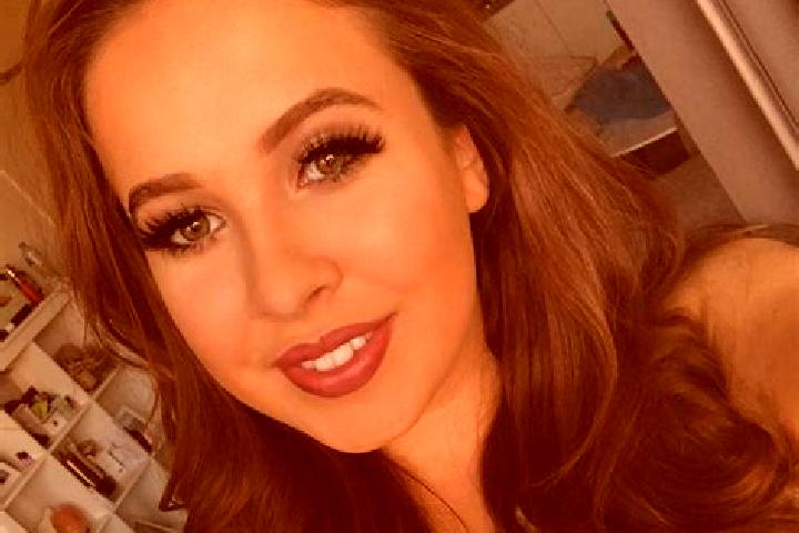 Aria, 38, a auburn amber-eyed indian companion based in Thornaby-on-Tees. Offering OWO, Fetish, Girlfriend Experience, Deep French Kissing. Available for inc...