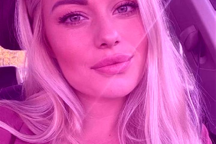 Aria, 38, a blonde hazel-eyed ebony companion based in Oakwood Hills. Offering Girlfriend Experience, Prostate Massage, Duos, Striptease, Deep French Kissing...