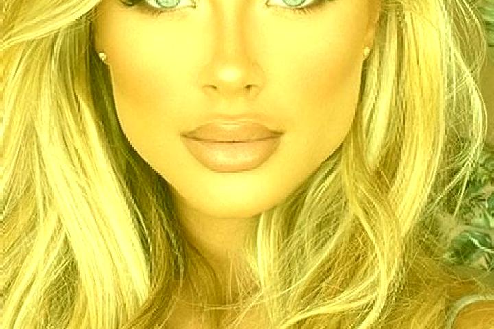 Aria, 38, a blonde hazel-eyed latina companion based in Yizre el. Offering Overnight, Travel Companion. Available for incall and outcall, day and evening dates.