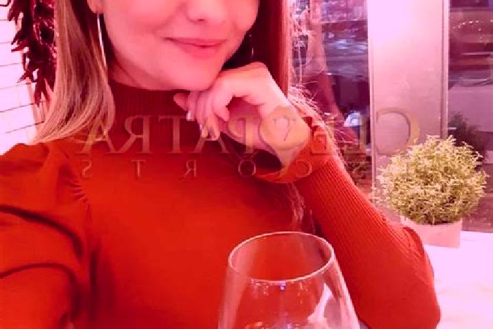 Aria, 38, a red dark-eyed slavic companion based in Santa Maria Apparente. Offering Fetish, GFE, Dinner Date, Striptease, Massage. Available for incall and o...