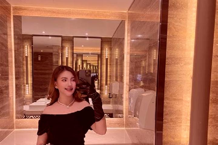 Aria, 38 — Escort in Niny, Russia