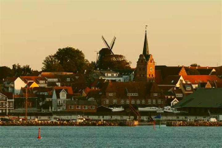 Aria, 38 — Escort in Rudkobing, Denmark