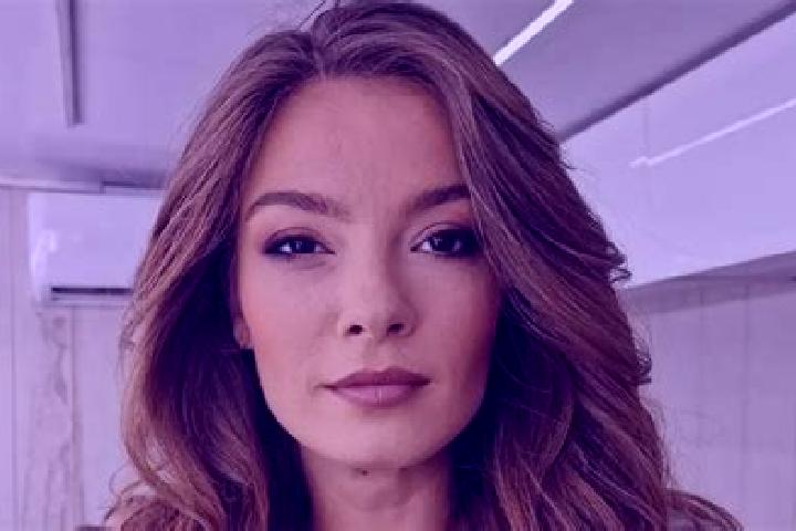 Aria, 38 — Escort in Vorona Teodoru, Romania