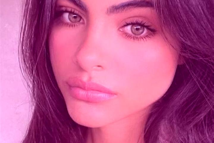 Aria, 39, a black hazel-eyed european companion based in Valderrueda. Offering Roleplay, Couples, Duos. Available for incall and outcall, overnight bookings ...
