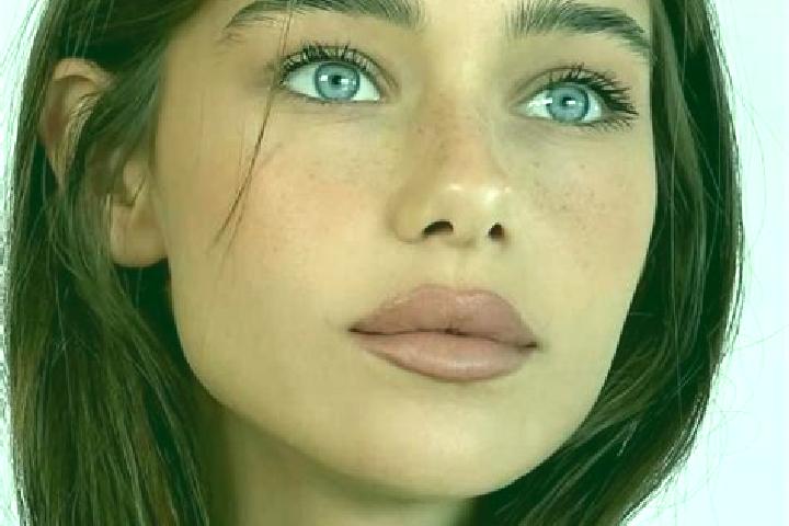 Aria, 39, a brunette brown-eyed european companion based in Mouzaki. Offering Erotic Massage, Domination, GFE. Available for incall and outcall, overnight bo...