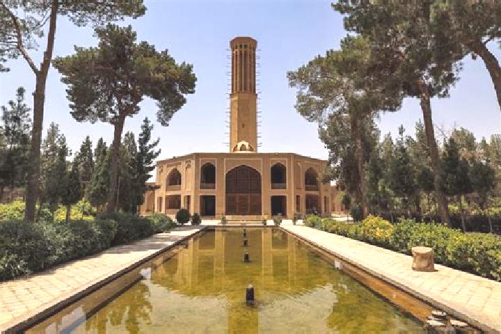 Aria, 39 — Escort in Bastak, Iran