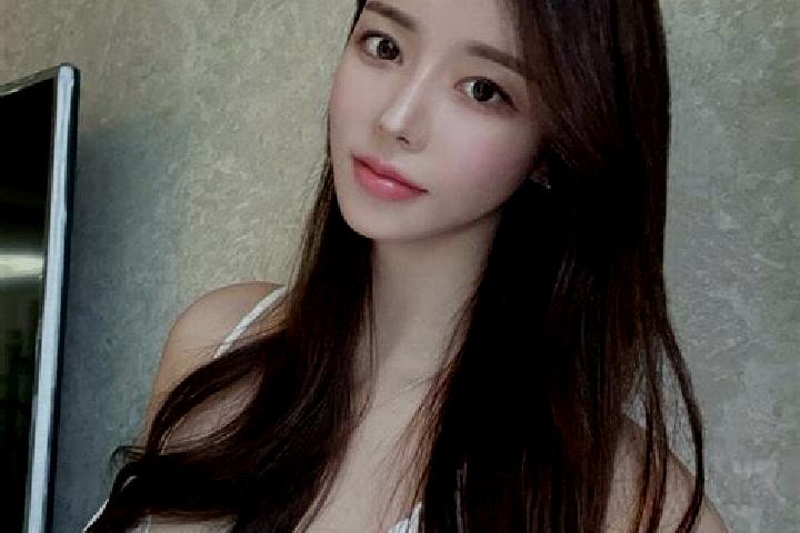 Aria, 39 — Escort in Cuiyun, China