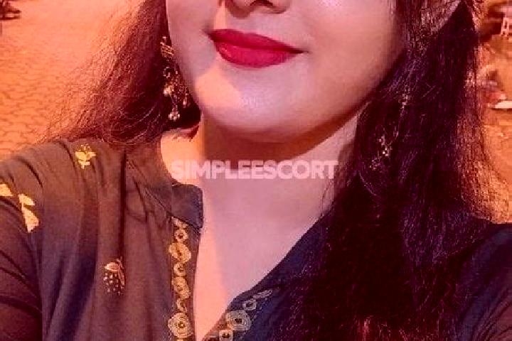 Aria, 39 — Escort in Khammam, India