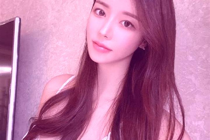 Aria, 39 — Escort in Labuleng, China