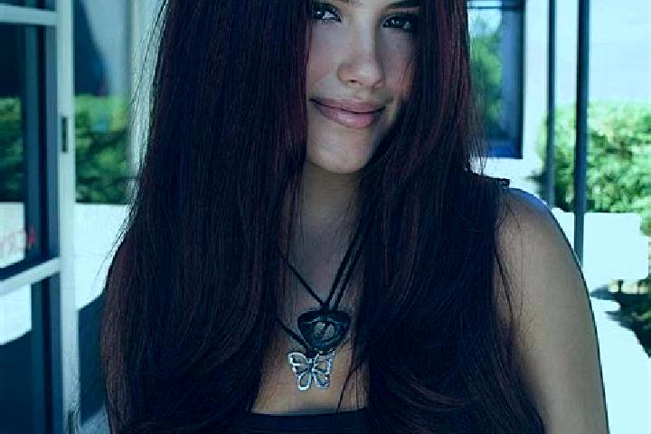 Ariana, 20, a auburn dark-eyed ebony companion based in Dragomiresti. Offering Erotic Massage, 69, Dinner Date, Striptease, Duos. Available for incall and ou...