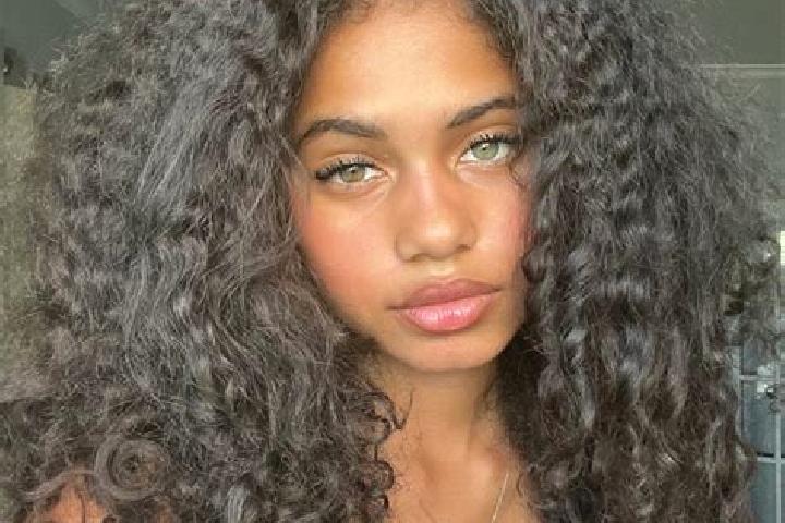 Ariana, 20, a black brown-eyed ebony companion based in Favaco. Offering A-Level, Fetish, Girlfriend Experience. Available for incall and outcall, day and ev...