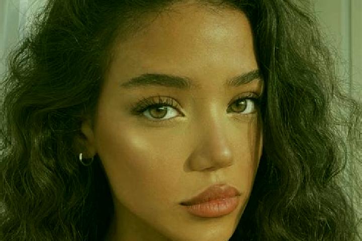 Ariana, 20, a black brown-eyed mediterranean companion based in Xiaojie. Offering Fetish, Overnight, Tantra, Duos, Dinner Date. Available for incall and outc...