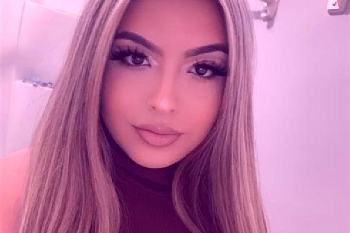 Ariana, 20, a blonde amber-eyed latina companion based in Lauterach. Offering Massage, 69, Couples, BDSM. Available for incall and outcall, overnight booking...