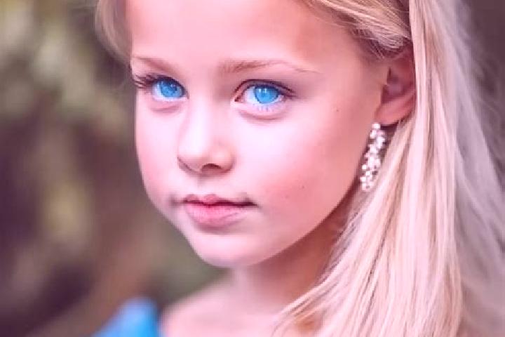 Ariana, 20, a blonde blue-eyed caribbean companion based in Sils-Segl Maria. Offering A-Level, Dinner Date, GFE, Prostate Massage. Available for incall and o...