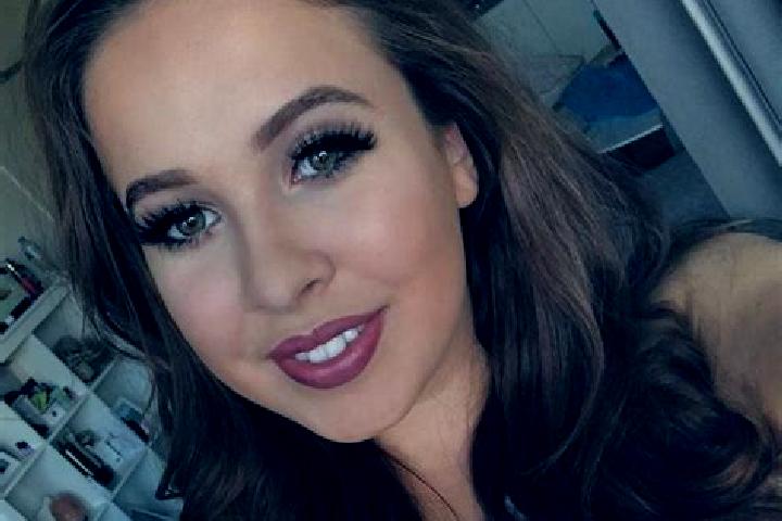 Ariana, 20, a brunette grey-eyed european companion based in Mongoumba. Offering Massage, Prostate Massage, Erotic Massage. Available for incall and outcall,...