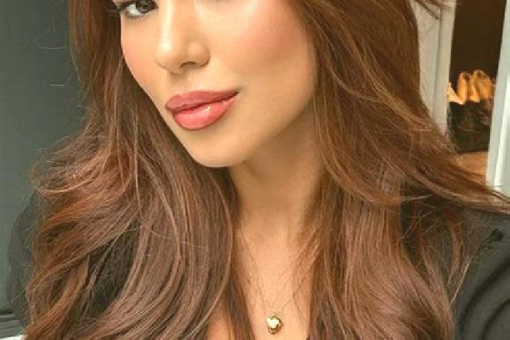 Ariana, 20, a chestnut brown-eyed asian companion based in Kaliwates. Offering OWO, 69, Couples. Available for incall and outcall, day and evening dates.