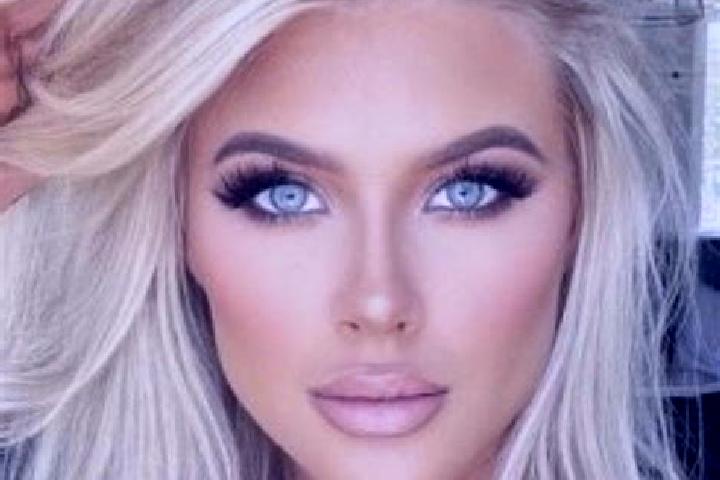 Ariana, 20, a platinum blonde grey-eyed caucasian companion based in Temple View. Offering Party Girl, A-Level, 69, GFE. Available for incall and outcall, ov...