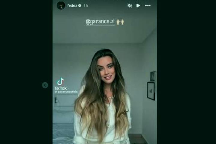 Ariana, 20 — Escort in Authie, France