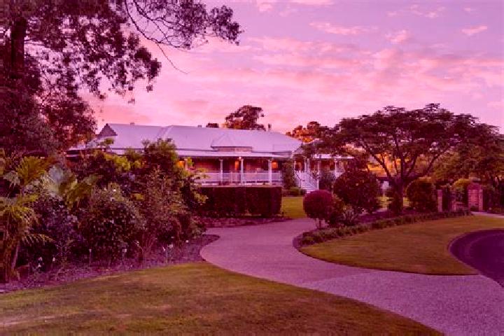 Ariana, 20 — Escort in Mount Cotton, Australia