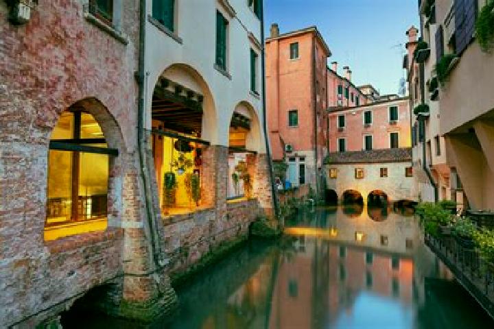 Ariana, 20 — Escort in Quinto di Treviso, Italy