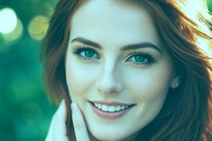 Ariana, 21, a auburn amber-eyed caucasian companion based in Poreba Wielka. Offering Girlfriend Experience, A-Level, 69. Available for incall and outcall, da...