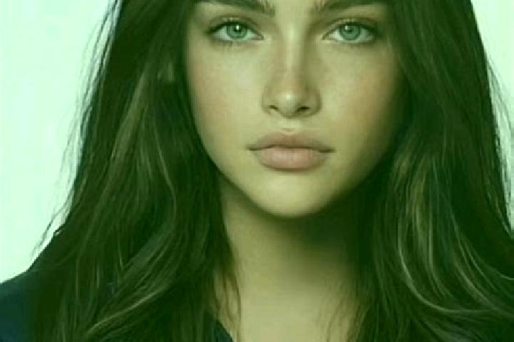 Ariana, 21, a brunette blue-eyed caribbean companion based in Mohammad Salehi. Offering Striptease, Domination, OWO, Girlfriend Experience, Dinner Date. Avai...