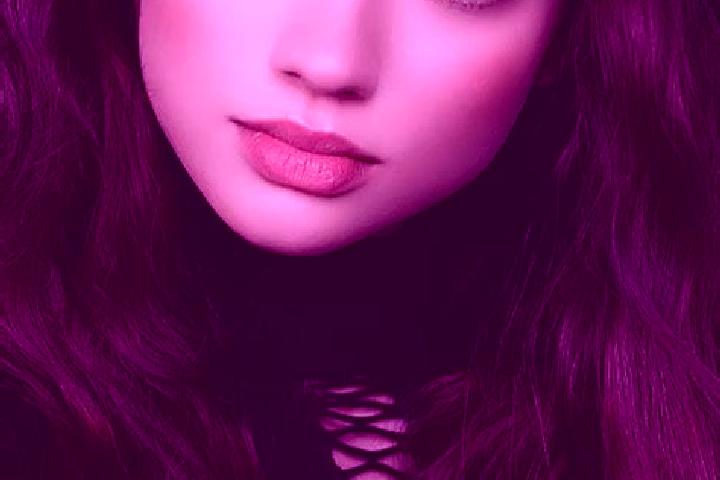 Ariana, 21, a brunette dark-eyed european companion based in Beechwood. Offering Travel Companion, Roleplay, Dinner Date. Available for incall and outcall, o...
