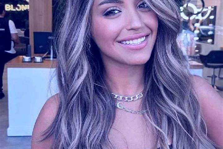 Ariana, 21, a dark blonde amber-eyed caucasian companion based in Papiu Ilarian. Offering Tantra, Duos, CIM. Available for incall and outcall, day and evenin...