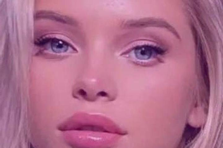 Ariana, 21, a dark blonde blue-eyed caucasian companion based in San Nicola la Strada. Offering Massage, CIM, Duos, Domination. Available for incall and outc...