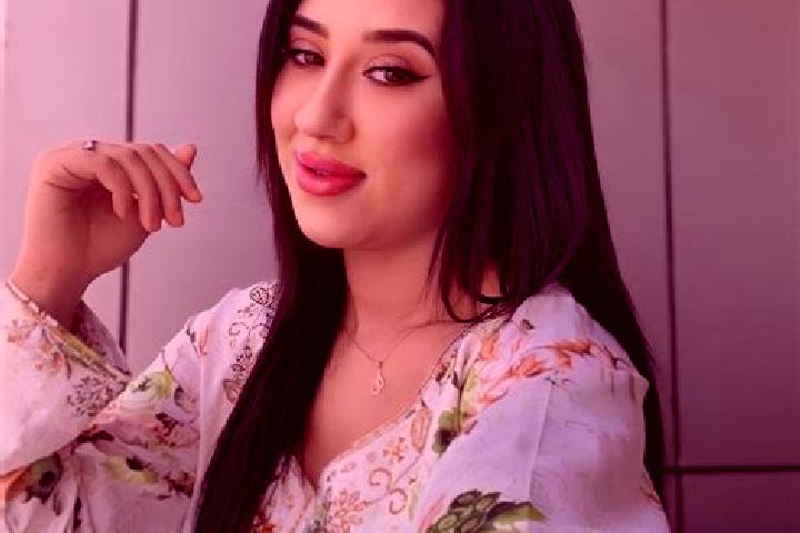 Ariana, 21 — Escort in Aghbala, Morocco