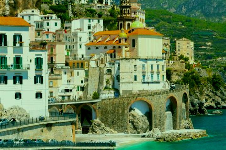 Ariana, 21 — Escort in Caravonica, Italy