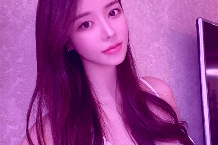 Ariana, 21 — Escort in Kocakoc, Turkey