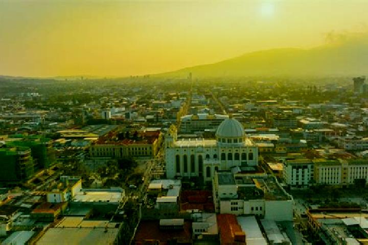 Ariana, 21 — Escort in San Jose de la Laja, Mexico