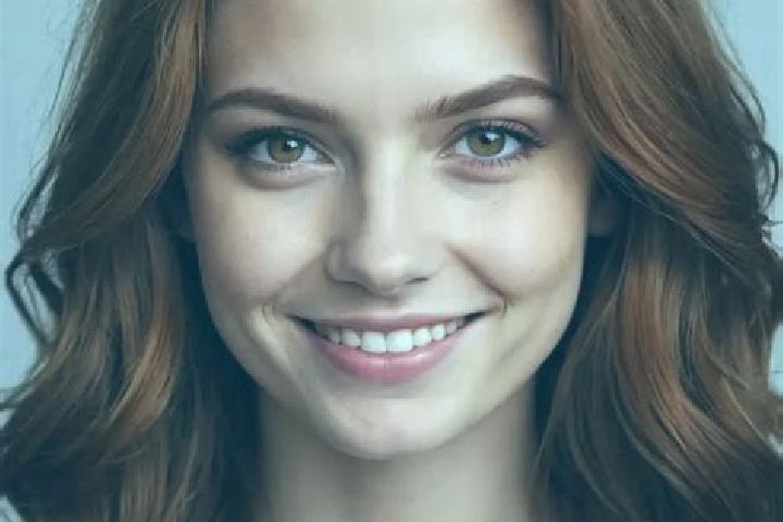 Ariana, 22, a auburn hazel-eyed european companion based in Babasso. Offering Overnight, A-Level, Roleplay, Dinner Date. Available for incall and outcall, ov...