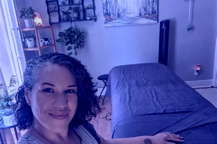 Ariana, 22, a black grey-eyed latina companion based in Herten. Offering Couples, Erotic Massage, Tantra. Available for incall and outcall, day and evening d...