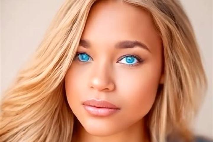 Ariana, 22, a blonde blue-eyed latina companion based in El Almendro. Offering Couples, Duos, A-Level, OWO, Deep French Kissing. Available for incall and out...