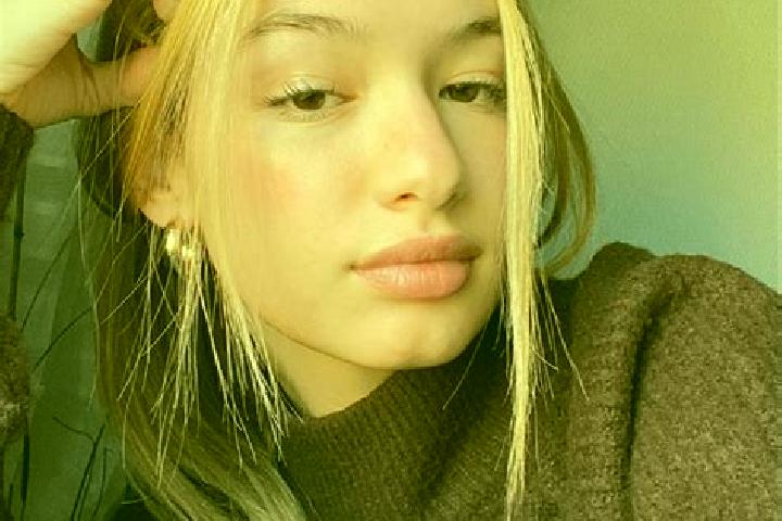 Ariana, 22, a blonde brown-eyed mixed companion based in Eglinton. Offering OWO, Prostate Massage, CIM, BDSM, Dinner Date. Available for incall and outcall, ...