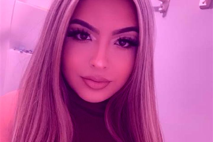 Ariana, 22, a blonde grey-eyed latina companion based in Hoc Mon. Offering Massage, Deep French Kissing, GFE, Dinner Date. Available for incall and outcall, ...