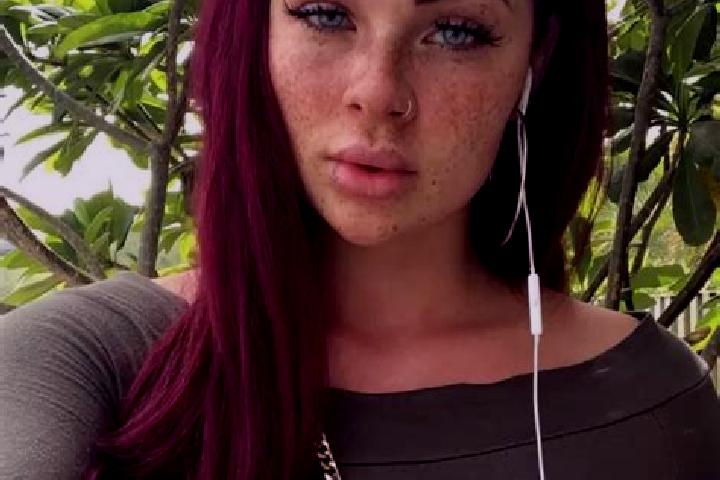 Ariana, 22, a red green-eyed indian companion based in Vila Nova de Ceira. Offering Overnight, Fetish. Available for incall and outcall, overnight bookings a...