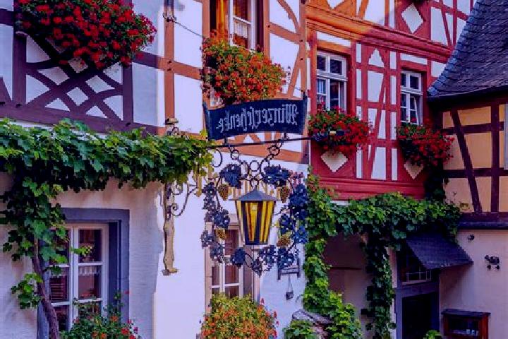 Ariana, 22 — Escort in Kleinbartloff, Germany