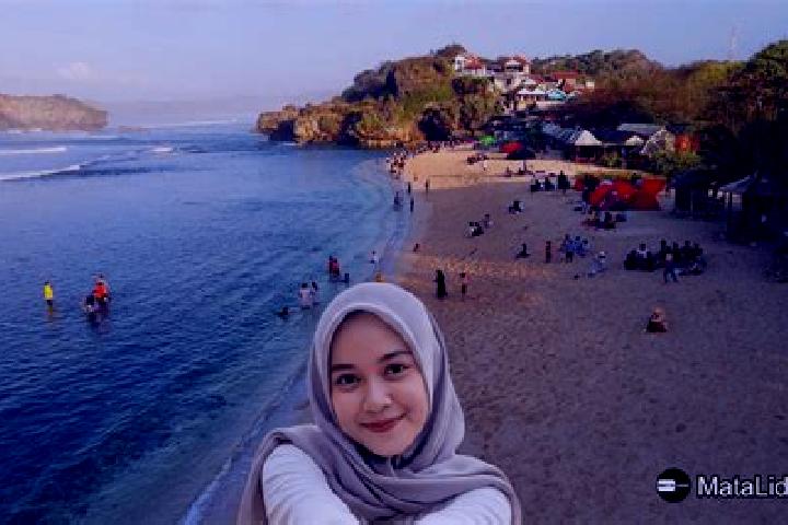 Ariana, 22 — Escort in Margotuhu Kidul, Indonesia