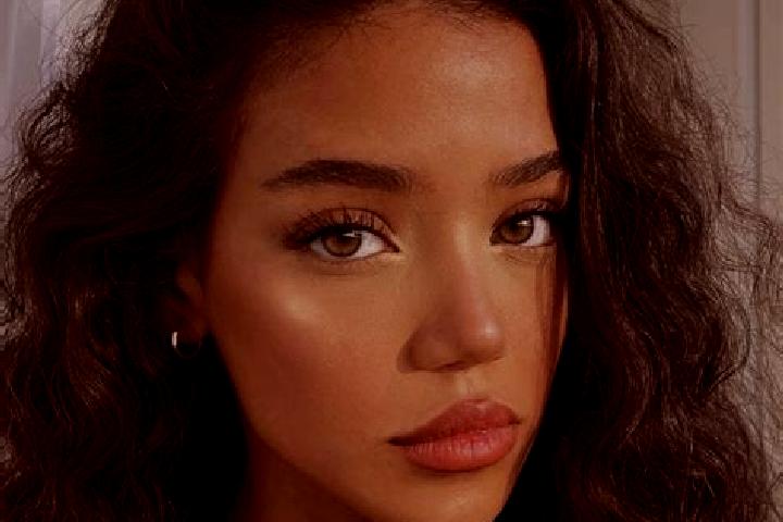 Ariana, 23, a black brown-eyed european companion based in Camelon. Offering Duos, Domination, Overnight. Available for incall and outcall, day and evening d...