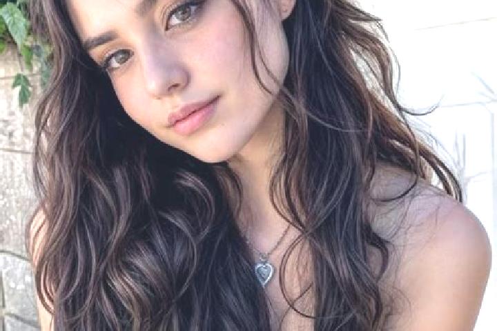 Ariana, 23, a brunette hazel-eyed caribbean companion based in Gboguhe. Offering Dinner Date, Travel Companion, Duos. Available for incall and outcall, overn...