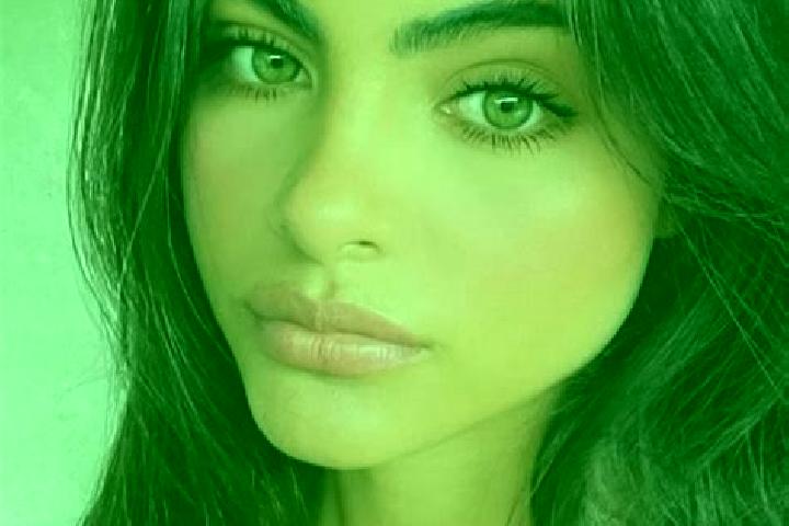 Ariana, 23, a chestnut dark-eyed european companion based in Gunungkoneng. Offering OWO, Domination, Girlfriend Experience, Tantra. Available for incall and ...