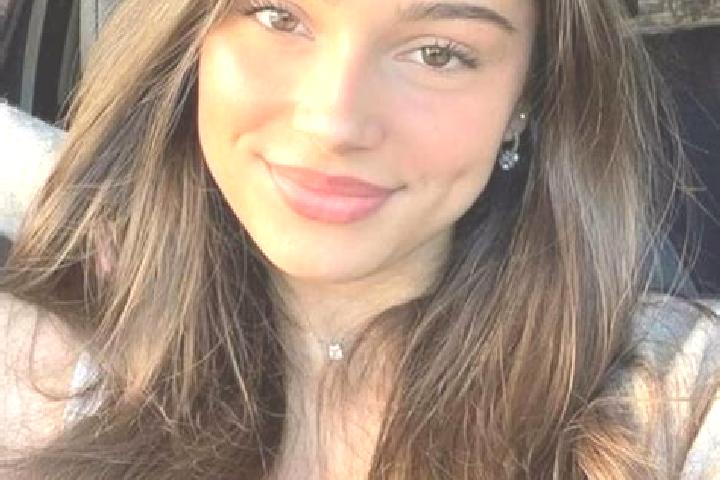 Ariana, 23, a chestnut hazel-eyed european companion based in Saint Augustine Shores. Offering Prostate Massage, Tantra, Party Girl, Duos, CIM. Available for...