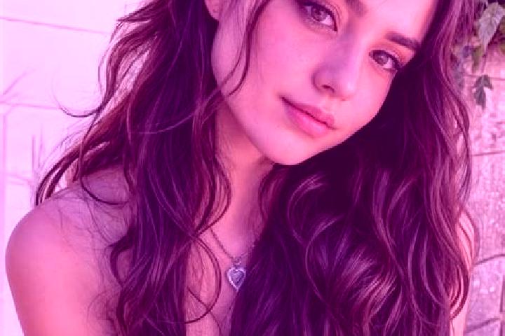 Ariana, 23, a chestnut hazel-eyed middle eastern companion based in Telbang. Offering Duos, Prostate Massage, Girlfriend Experience. Available for incall and...