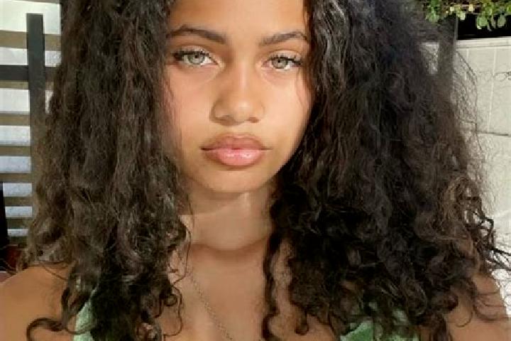 Ariana, 23, a red green-eyed mixed companion based in Ch lou. Offering Couples, Prostate Massage, Domination, Party Girl. Available for incall and outcall, d...
